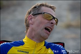 Jan-Marcel van Dijken verbijt de pijn na een geweldige race